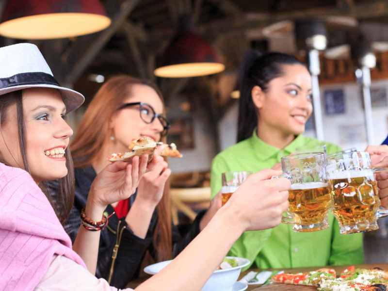 Improve Restaurant Booking System: Deliver a Memorable First Impression & Gain Customer Insights